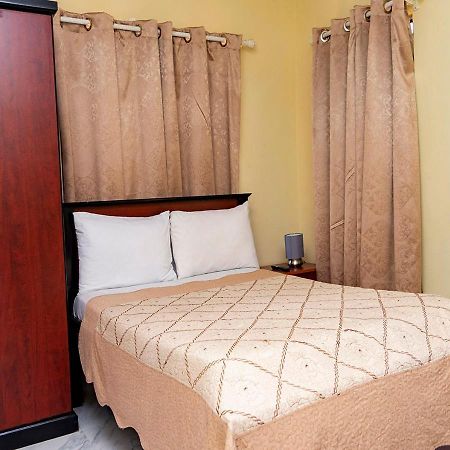 קומסי La-Viv Royal Hotel מראה חיצוני תמונה