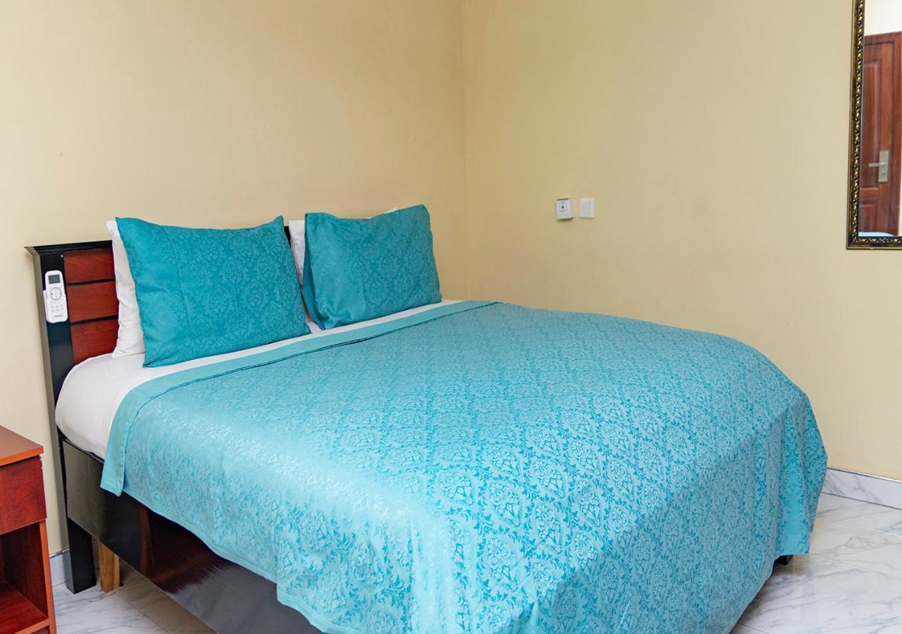 קומסי La-Viv Royal Hotel מראה חיצוני תמונה