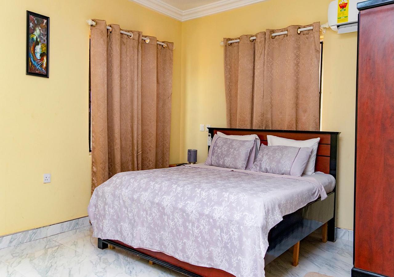 קומסי La-Viv Royal Hotel מראה חיצוני תמונה